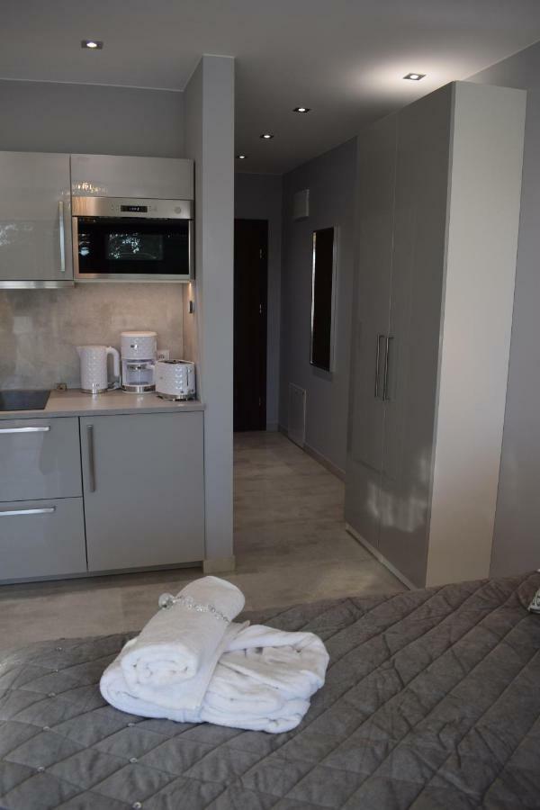 Apartment Silence Triventi Cristal *